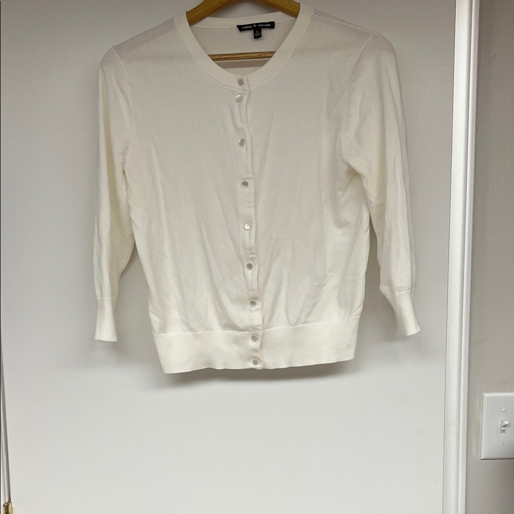 Cable and Gauge Ivory Crewneck Button Cardigan